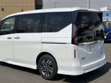 《サポカーSワイド》車両  緊急ブレーキに加え、ペダル踏み間違い加速抑制装置付き車両です。しかも車線逸脱警報や先進ライトが搭載されております。カーパレス福山は自動車事故の無い世の中を願ってます。