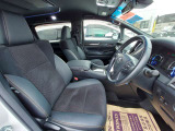 座り心地のいいシートなので、長時間の運転でも快適にお過ごしいただけます!