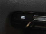 【DVD】DVD再生可能です。お好きな映画、ドラマ、アニメを車内でお楽しみください。