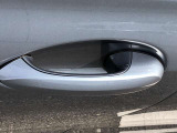 車両の詳細、ご質問につきましては、営業スタッフまでお気軽にご連絡下さいませ。遠方のお客様には実車の詳細動画送信も承ります。お問合せをお待ち致しております。