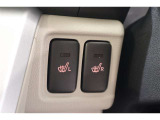 【運転席・助手席シートヒーター】座面と背もたれをすばやく温めるシートヒーターを内蔵。身体を直接温めることができるので、寒さが厳しい日も快適に過ごせます。