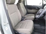 運転席からの視界も是非一度体感してみて下さいませ(^^)/