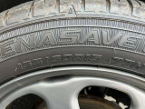 タイヤサイズは165/60R15