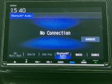 Bluetooth接続で、お好みの音楽をワイヤレスで楽しめます。スマートフォンとの連携もスムーズで、快適なドライブの相棒です。