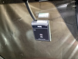 【別途SDカードの購入が必要です。また社外品は保証対象外となります。】運転中の映像・音声などを記録して、交通事故やトラブルが起きた時の正確な状況把握に役立つドライブレコーダーが装着されています。