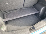 オプションのボードで荷物を二段に分けられます。