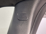 サイドカーテンエアバック装着車。万が一の時に備えます。