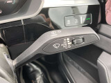 直感的な操作を可能にするスイッチ類と、先進のバーチャルコックピットが融合し、一瞥しただけで必要な情報を把握できる知的なドライビング環境を提供します。