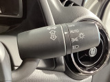 オートライトはレバーをAUTOの位置にすると周囲の明るさに応じて自動で点灯/消灯します。