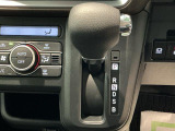 安全・安心な走行のために、納車前にダイハツのクルマを知り尽くしたエキスパートが基本性能に関わる機能や状態を徹底的に点検。消耗部品の交換など法定12ヶ月点検相当の点検・整備を実施しております。
