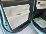 車両状態証明書修復歴の有無も一目瞭然。機能や内装・外装、走行距離、修復歴の有無をチェックし、クルマの状態を10段階にした車両状態証明書。数字や記号を使ってわかりやすく表示しています。
