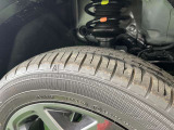 前右タイヤ