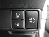 安全運転を支援する機能が付いてます。詳しくは店舗スタッフまでお尋ね下さい。