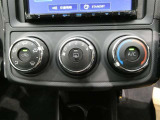ご覧の車両以外にも多数のU-Carを展示販売しております。