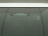進化を続けるトヨタの予防安全パッケージ「トヨタセーフティセンス」&ドラレコを装備しています。※ドライブレコーダーに記録媒体(SDカード等)は付属しておりません。