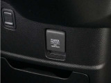 ◆12V電源ソケット◆スマートフォンの充電等にも便利な電源ソケット!使いやすい場所に装備されています。