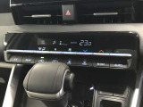 当店3階PDIセンターによる室内ルームクリーニング・除菌を全車に実施!オプションにてボディーコーティングも格安で施工致します★