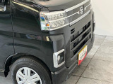 納車前に12ヶ月点検・エンジンオイル&エレメント交換・ バッテリー交換・ワイパーゴム交換・キーレス、キーフリーの電池交換を実施しております。ダイハツの整備士がきっちりと点検したお車をお届けいたします!