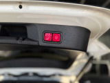 電動リアゲート付でお荷物の積み込み・取り出しが楽々にできます。