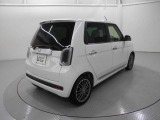 誰もが安心して選べる、安心が続く中古車でお客様のカーライフを応援します。
