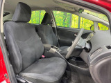 運転席シート廻りは使用感も少なく、良好な状態となっています。前オーナー様が丁寧に使っていたことがよくわかりますね。
