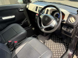 写真だけではこの車の良さは伝わらないかもしれません。是非一度現車確認にお越し下さい。