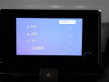ディスプレイオーディオを装備。スマホとクルマをつなぐことで、これまでのナビに加えて、色々なサービスが楽しめます。