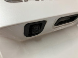 見えにくい後方をカーナビ画面で確認できるので非常にありがたい装備ですね♪ 純正のカーナビ連動です☆