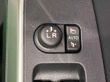 オート格納機能付きミラー  キーフリーシステムのドア施錠に連動して自動的に格納!乗降時のミラー操作の手間が省けて便利です♪閉じ忘れを防げるほか、降車の直前まで後方の確認ができます!!