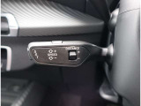 Audi正規ディーラーが高品質をお約束。高度な訓練・教育を受けたAudi専任メカニックが、100項目にもおよぶ精密な点検を実施いたします。すべてをクリアしたAudi車だけが、あなたのお手元に届けられるのです。