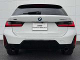 弊社お客様より頂いた下取車やデモカーが在庫の殆どを占めています。車の経歴や整備記録が分かり、ご安心してお車をお選び頂ける正規ディーラーならではのラインナップでございます。