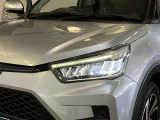 LEDヘッドライトです。デザイン性がよくとても明るいので、夜間の走行や悪天候でも安心です。しかも長寿命!