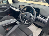 車内での喫煙歴も無く綺麗な状態をキープしております。