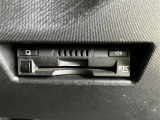 ETCがついていて、高速道路の料金所などスムーズに通過することが出来ます!