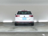 メーカー直営認定中古車 4モーション メーカー保有デモカー LEDライト デジタルコックピット 純正ナビゲーション ブルートゥース接続 カープレイアンドロイドオート対応 スマートキースペア有 オートゲート