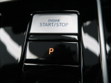 ●Start/Stop●ブレーキを踏みボタンを長押しするだけで、キーの抜き差しなく簡単にエンジンをかける事が出来ます。
