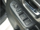 ◆パワーウィンドウスイッチ◆運転席から全席の窓の開閉操作を行うことが出来いつでも換気ができます!