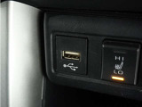 ◆USBチャージャー◆使いやすい場所に装備されています。
