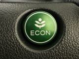 ★ECONスイッチ★ エコドライブを加速しよう!スイッチをONにすると、運転の仕方によるロスを抑え込み燃費をよくするようクルマが頑張ります(*^ー^*)燃費向上にチャレンジ♪