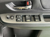 パワーウィンドウ付き☆運転席で全部の窓を開閉することが可能!!