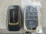 スマートキーは2個お引き渡しです。