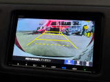 バックカメラのお写真です。駐車が苦手な方でも楽に駐車が行えますね♪