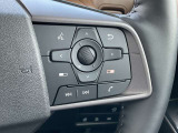 【ステアリングスイッチ】運転中に手元から視線を外すことなく、「オーディオの音量調整」が安全に行えます。