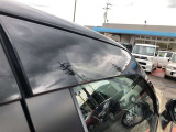 サイドバイザーがついてます。