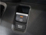 ◆オートブレーキホールド機能付き電子パーキングブレーキ◆ブレーキペダルを足から離しても停車状態を保ちます。アクセルを踏めば自動でブレーキが解除され、発進可能!