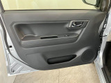 延長保証につきましてはお求めいただく車両によって保証料が異なりますので、当店スタッフまでお気軽にお問い合わせくださいませ。