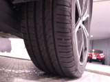 【保険】各種保険もご用意しております。Volkswagen専用保険にご加入いただくことで、ドアミラーやフロントガラスの修理費用も一定額まで補償されます。