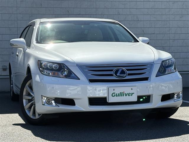 LS 600h バージョンU Iパッケージ 4WD 4WD 本革シート