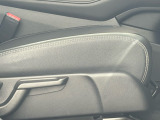 ★運転席ハイトアジャスター★ 運転される方によってシートの高さが調節できます!自分に合ったドライビングポジションで運転がさらに快適に♪