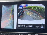 サイドブラインドモニターは「死角」となる左フロントタイヤ周りを映すので幅寄せや狭い道での運転に役立ちます!